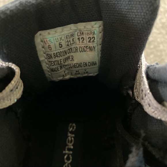 Skechers Sneakers - Picture 10 of 11